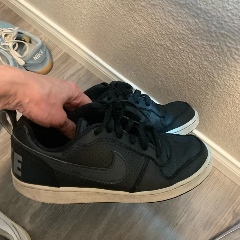 Nike Air Force Sneakers Shoes Leather Black Grey Size 6